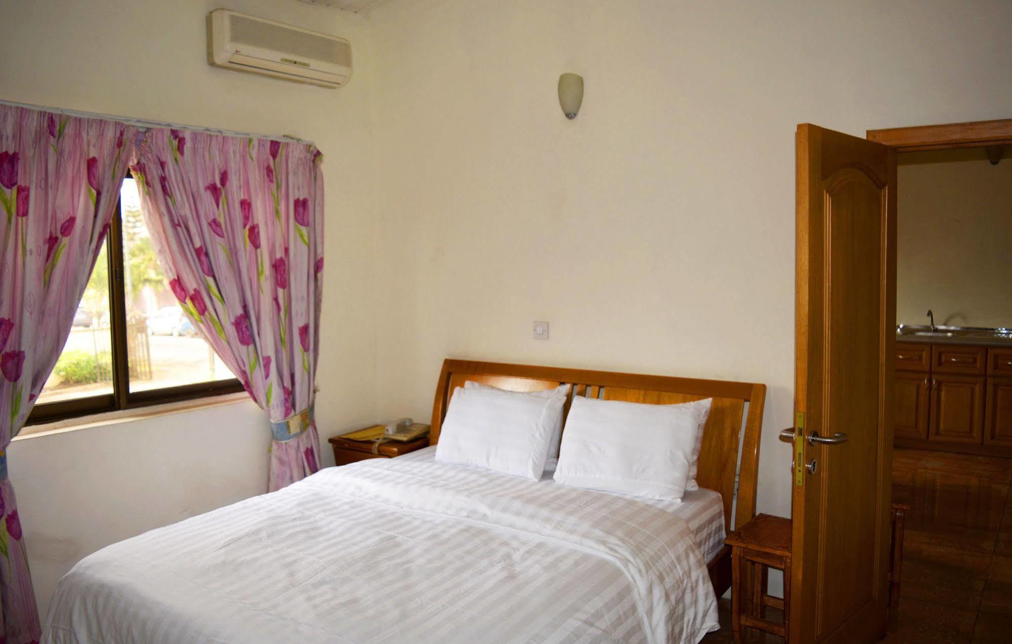 Hotel Georgia Akra Zewnętrze zdjęcie
